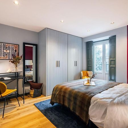 Stylish 4 Suites +Patio Luxury Apartment Gran Via Madrid Exterior photo