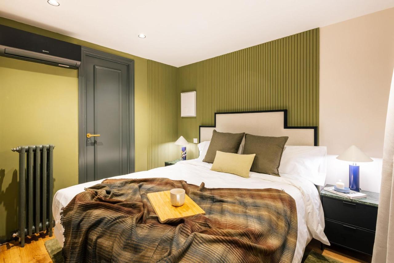 Stylish 4 Suites +Patio Luxury Apartment Gran Via Madrid Exterior photo